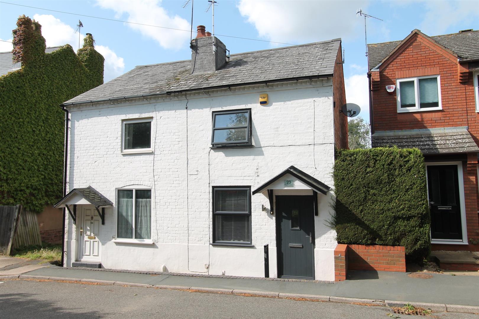 2 bed property in Field Lane, Stourbridge
